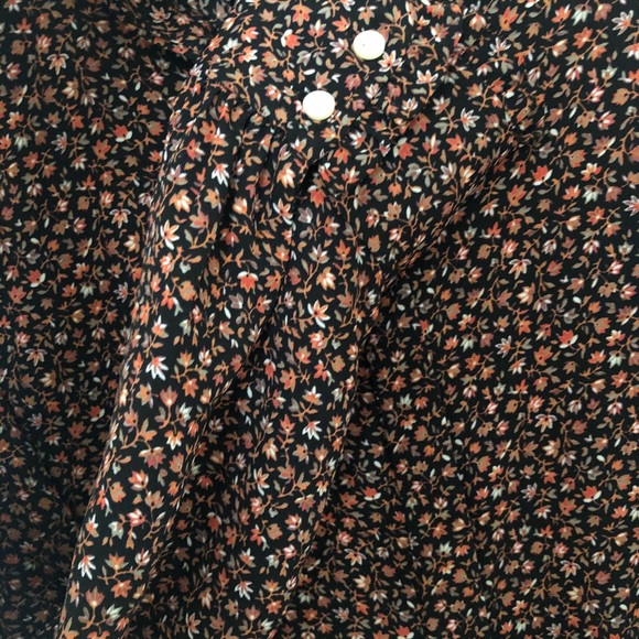 LOFT Blouse - Picture 2 of 4